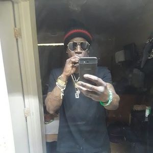 Meet your Posher, Parks